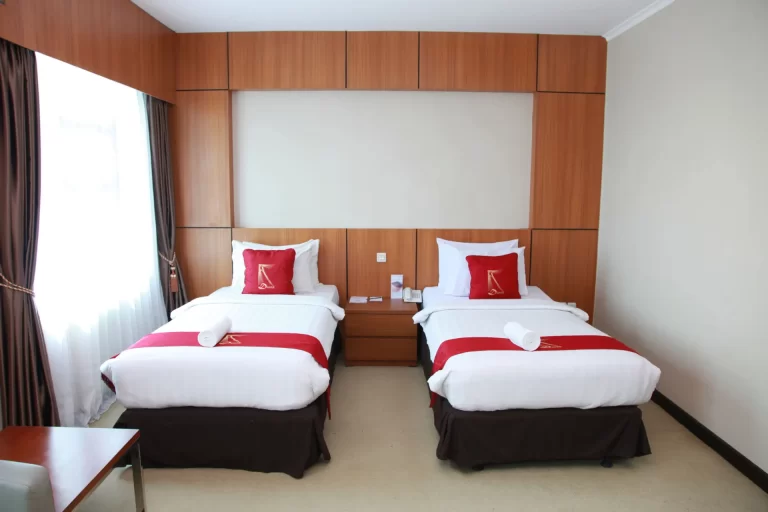 Superior Room UTC Damhil Hotel